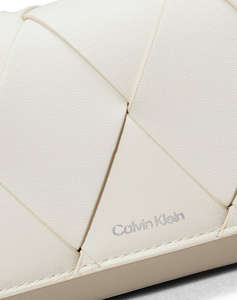 CALVIN KLEIN JEANS CK WOVEN CONVERTIBLE WALLET BAG (Размери: 10,5 x 19 x 4,8 см.)