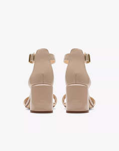 CLARKS Ezoria Mae