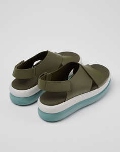 CAMPER Azara Romero/Flotup Houston-Taimu