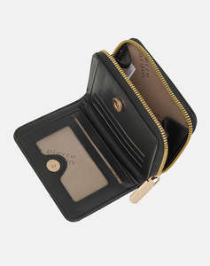 PIERRE CARDIN ПОРТФЕЙЛ (Размери: 12 x 9 x 2.5 см.)