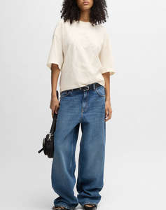 HUGO Oversized Tee_B 10229761 01