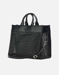 BOSS Sandy Tote SPU 10271656 01 (Размери: 36 x 27 x 15см.)
