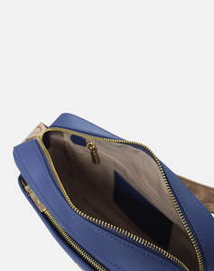 ALV.MARTINI SHOULD.BAG IT.ORIGIN (Размери: 18 x 26 x 7см.)