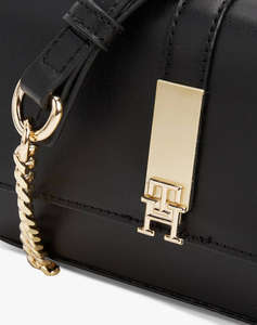 TOMMY HILFIGER TH HERITAGE MINI CROSSOVER CHAIN (Размери: 19 x 4 x 11см.)