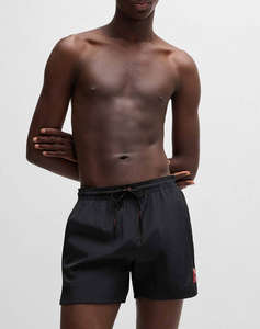 HUGO DOMINICA 10238035 01
