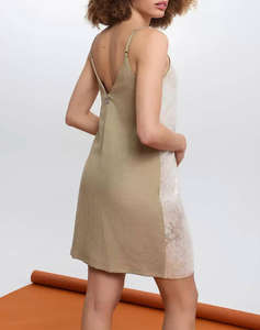 BILL COST DRESS