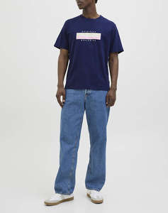 JACK&JONES JORFREDERIKSBERG BOX SCRIPT TEE SS CN LN
