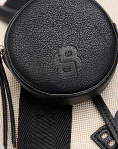 BOSS Addison S Bucket CV 10271597 01 (Размери: 19 x 24 x 13см.)