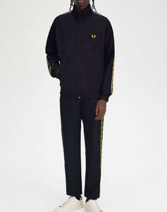FRED PERRY ЯКЕ FRED PERRY