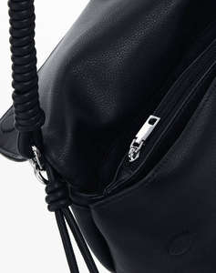 DESIGUAL D2 BACK_HALF HAMPTON BLACK ДАМСКА ЧАНТА (Размери: 27 x 30 x 12см)