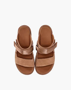 UGG 1167399 Goldenstar Glide SHOE LOW UGG