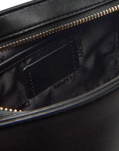 DKNY R44EKI56 BELEN CROSS BODY HANDBAG DKNY ( Размери: 6 x 13 x 25см.)