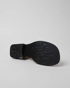 CAMPER Pello Botijo/Dana Negro