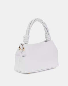 GUESS SANSA TOP HANDLE CROSSBODY ДАМСКА ЧАНТА(Размери: 23 x 15 x 12см.)