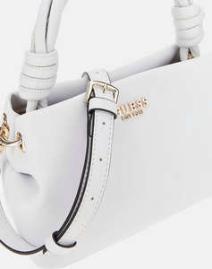 GUESS SANSA TOP HANDLE CROSSBODY ДАМСКА ЧАНТА(Размери: 23 x 15 x 12см.)