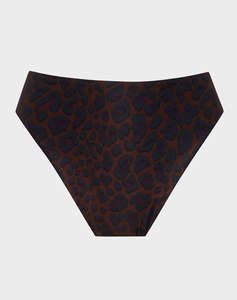 SUGARFREE SHORTS