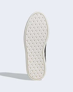 ADIDAS BREAKNET SLEEK