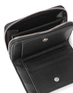 CALVIN KLEIN MNML MNGRM LTHR MD F(Размери: 8.5 x 11.5см.)