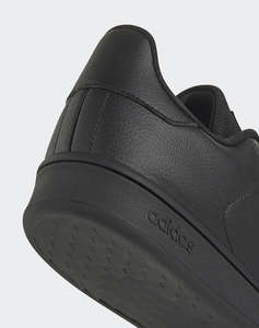 ADIDAS URBAN COURT