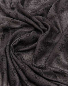 GUESS KATYA SCARF 90X180 ДАМСКИ АКСЕСОАРИ