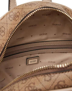 GUESS MANHATTAN II LARGE BACKPACK ДАМСКА ЧАНТА (Размери: 25 x 33 x 13см.)