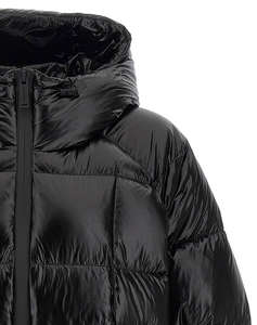 DSQUARED2 ЯКЕ