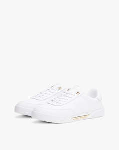 TOMMY HILFIGER ESSENTIAL CHIC COURT SNEAKER