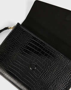 TED BAKER CROCEY Croc Effect Envelope Pouch (Размери: 25.5 x 19 x 3.5см.)