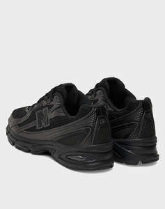 NEW BALANCE 740 - SHOE CLASSICS