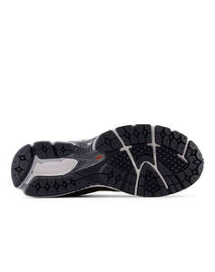 NEW BALANCE 2002R - SHOE CLASSICS