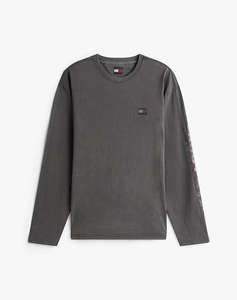 TOMMY JEANS TJM RLX NEW CLASSICS LS TEE