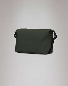 RAINS Hilo Wash Bag W3 (Размери: 18 x 12 x 26см.)