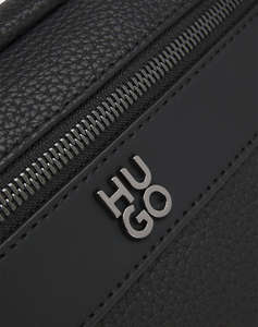 HUGO Quantic_Washbag 10266594 01 (Размери: 24 x 15.5 x 11см.)