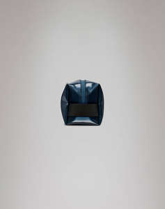 RAINS Wash Bag Small W3 (Размери: 13 x 11 x 21см.)