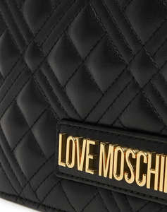 LOVE MOSCHINO ЧАНТА (Размери: 22 x 15 x 6см.)