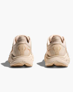 HOKA Clifton 10
