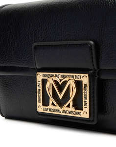 LOVE MOSCHINO ЧАНТА (Размери: 22 x 14 x 5см.)
