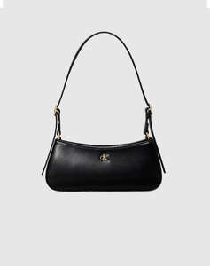 CALVIN KLEIN CK SMALL SHOULDER BAG (Размери: 27 x 11.5 x 4 см.)