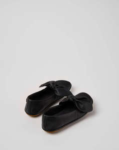 CAMPER Sella Negro/Kito Abeja