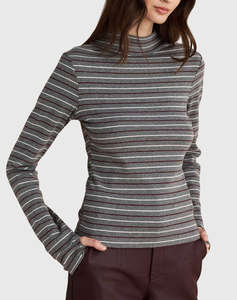 ATTRATTIVO БЛУЗА