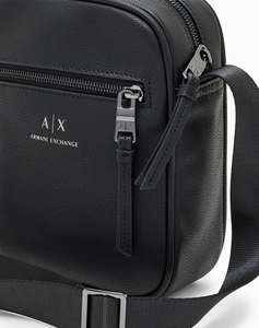 ARMANI EXCHANGE MESSENGER BAG (Размери: 21.5 x 15 x 6.5 см.)