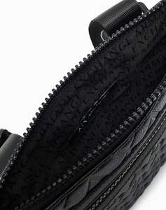 ARMANI EXCHANGE MESSENGER BAG (Размери: 22 x 2 x 21 см.)