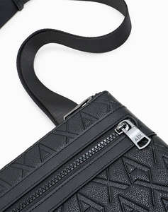 ARMANI EXCHANGE MESSENGER BAG (Размери: 22 x 2 x 21 см.)