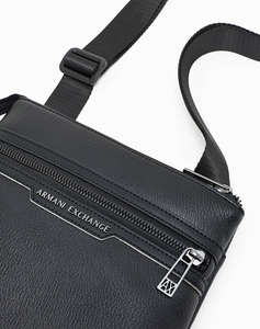 ARMANI EXCHANGE MESSENGER BAG (Размери: 21 x 23 x 3см.)