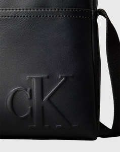 CALVIN KLEIN CK REPORTER (Размери: 19 x 21 x 5см.)