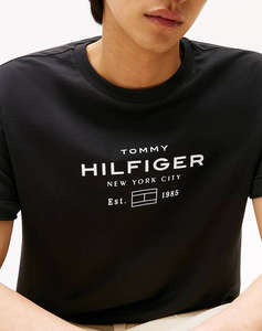 TOMMY HILFIGER HILFIGER STACK GRAPHIC TEE