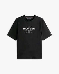 TOMMY HILFIGER BT-HILFIGER STACK GRAPHIC TEE-B
