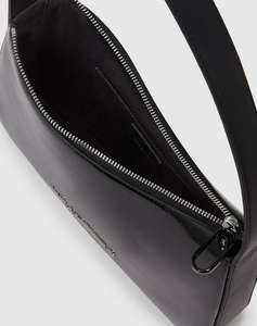 KARL LAGERFELD JEANS KLJ METAL LOGO SHB SHINY (Размери: 29.5 x 18 x 5см.)