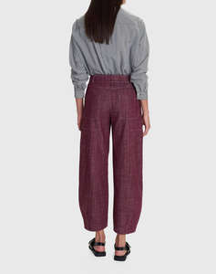 ALE ПАНТАЛОНИ