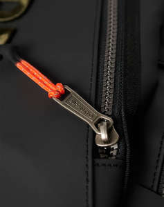 SUPERDRY D1 SDNA TARP EMB RUCKSACK ДАМСКА ЧАНТА